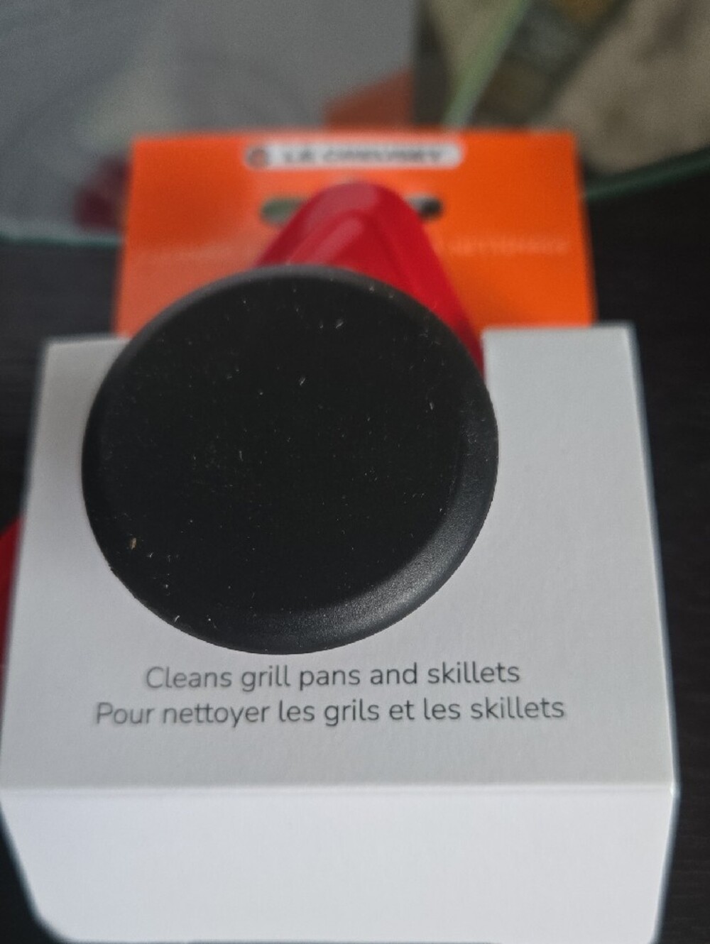 Le Creuset  Cookware Cleaner, Protectors Set Of 3 And Grill Brush. - Picture 3 of 4